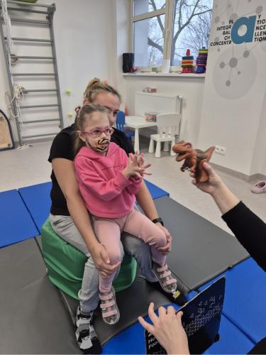 turnus-move-your-eyes-16